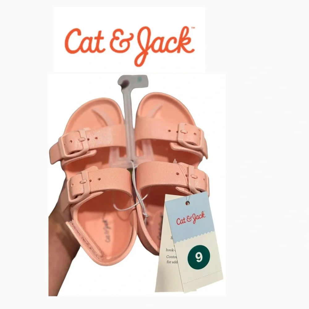 Cat & Jack always looking